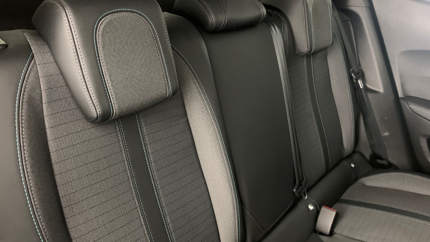 Used Peugeot 2008 2021 for sale - 76574352: Photo 7