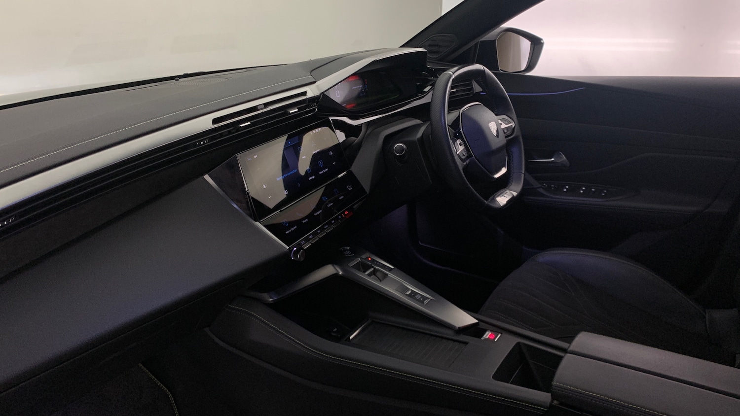 Used Peugeot 308 2024 for sale - 76621464: Photo 2