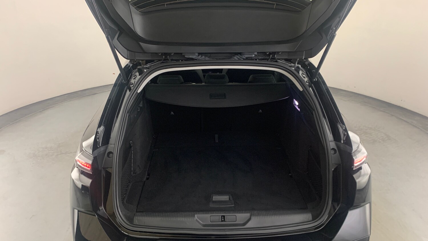 Used Peugeot 308 SW 2024 for sale - 76296655: Photo 5