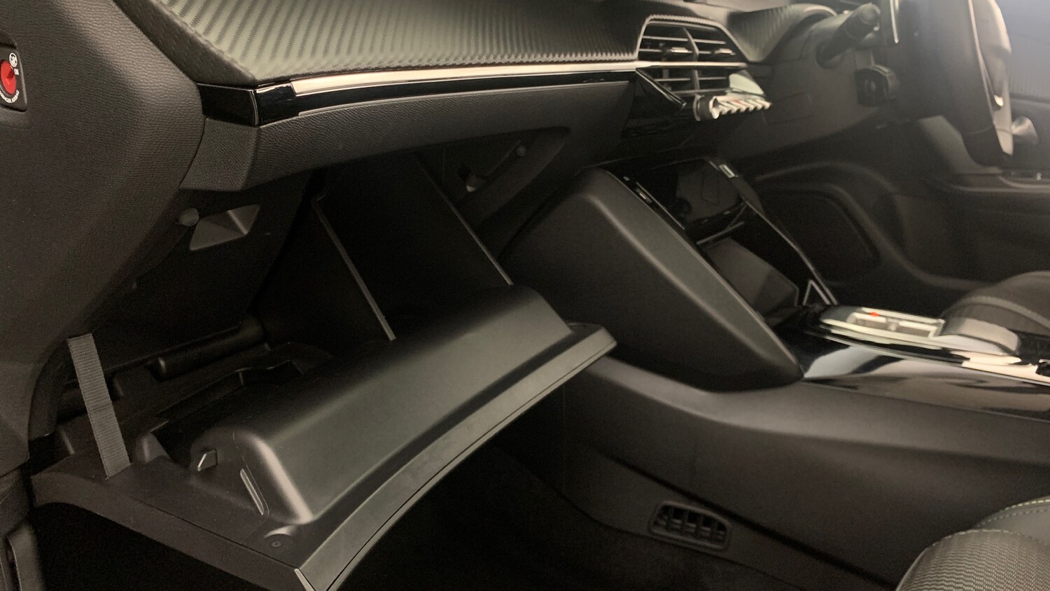 Used Peugeot 2008 2025 for sale - 77697439: Photo 43