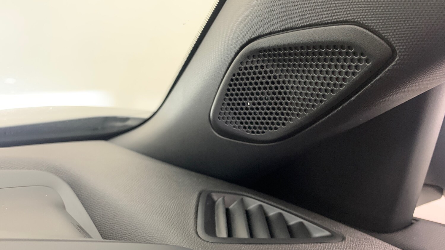 Used Peugeot 2008 2025 for sale - 77697439: Photo 56