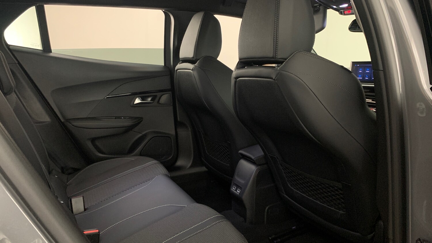 Used Peugeot 2008 2025 for sale - 77697439: Photo 61