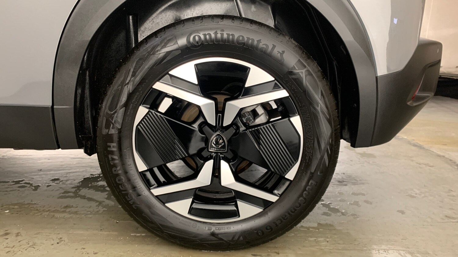 Used Peugeot 2008 2024 for sale - 77511902: Photo 17