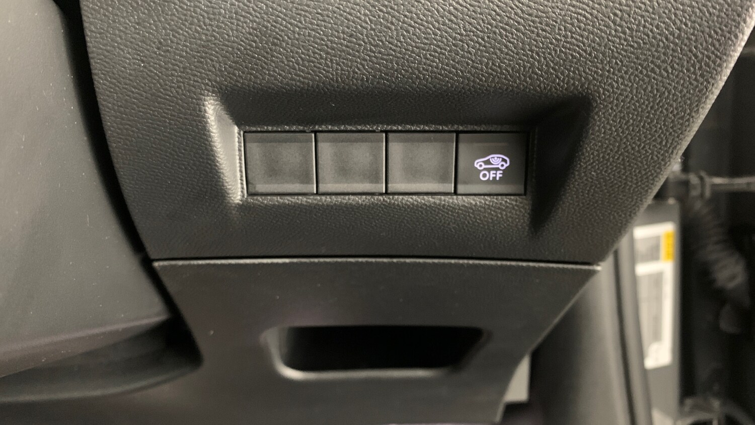 Used Peugeot 2008 2024 for sale - 77511902: Photo 20