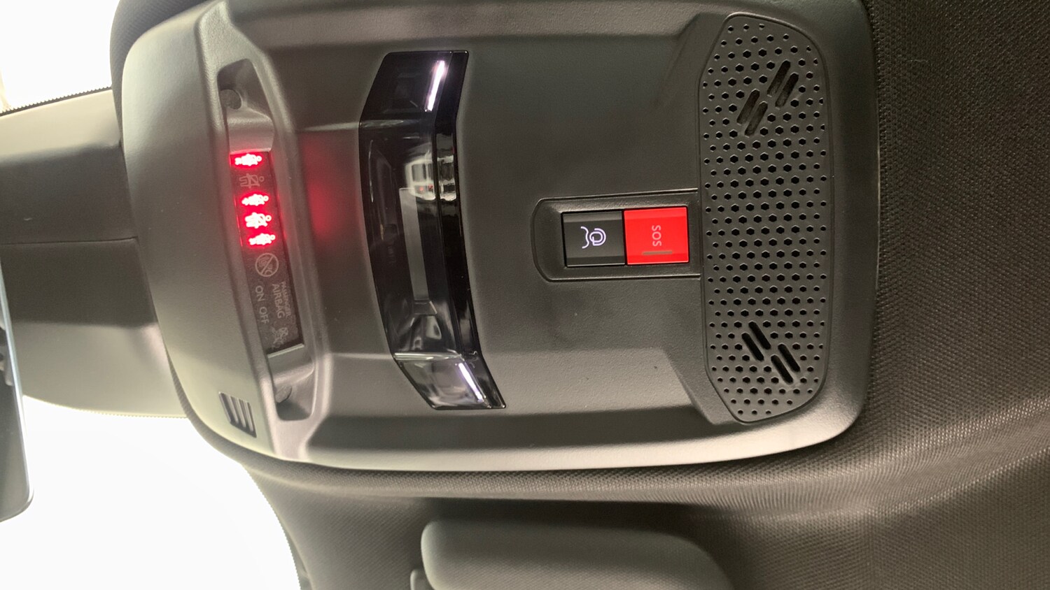 Used Peugeot 2008 2024 for sale - 77511902: Photo 34