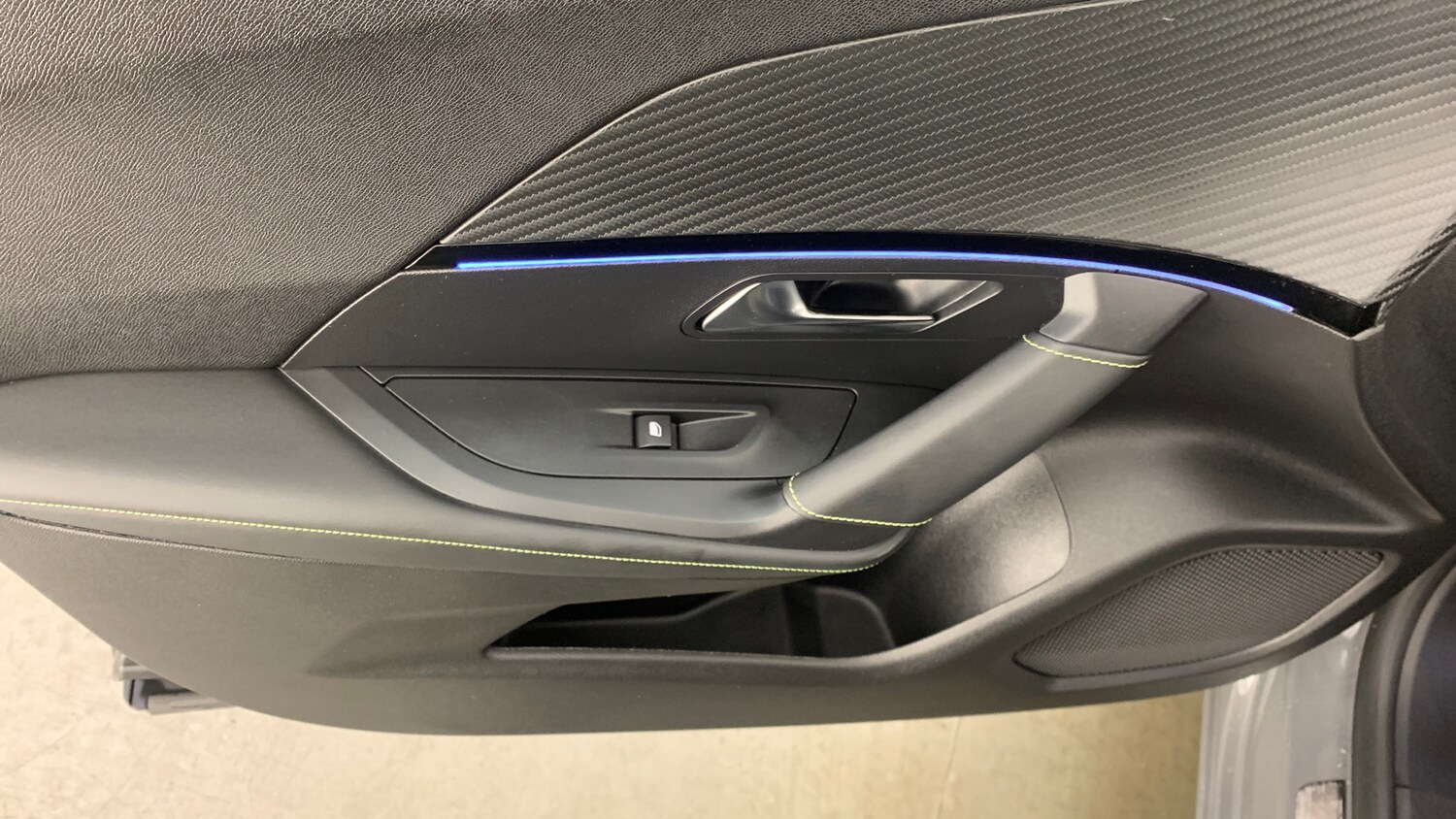 Used Peugeot 2008 2024 for sale - 77511902: Photo 50