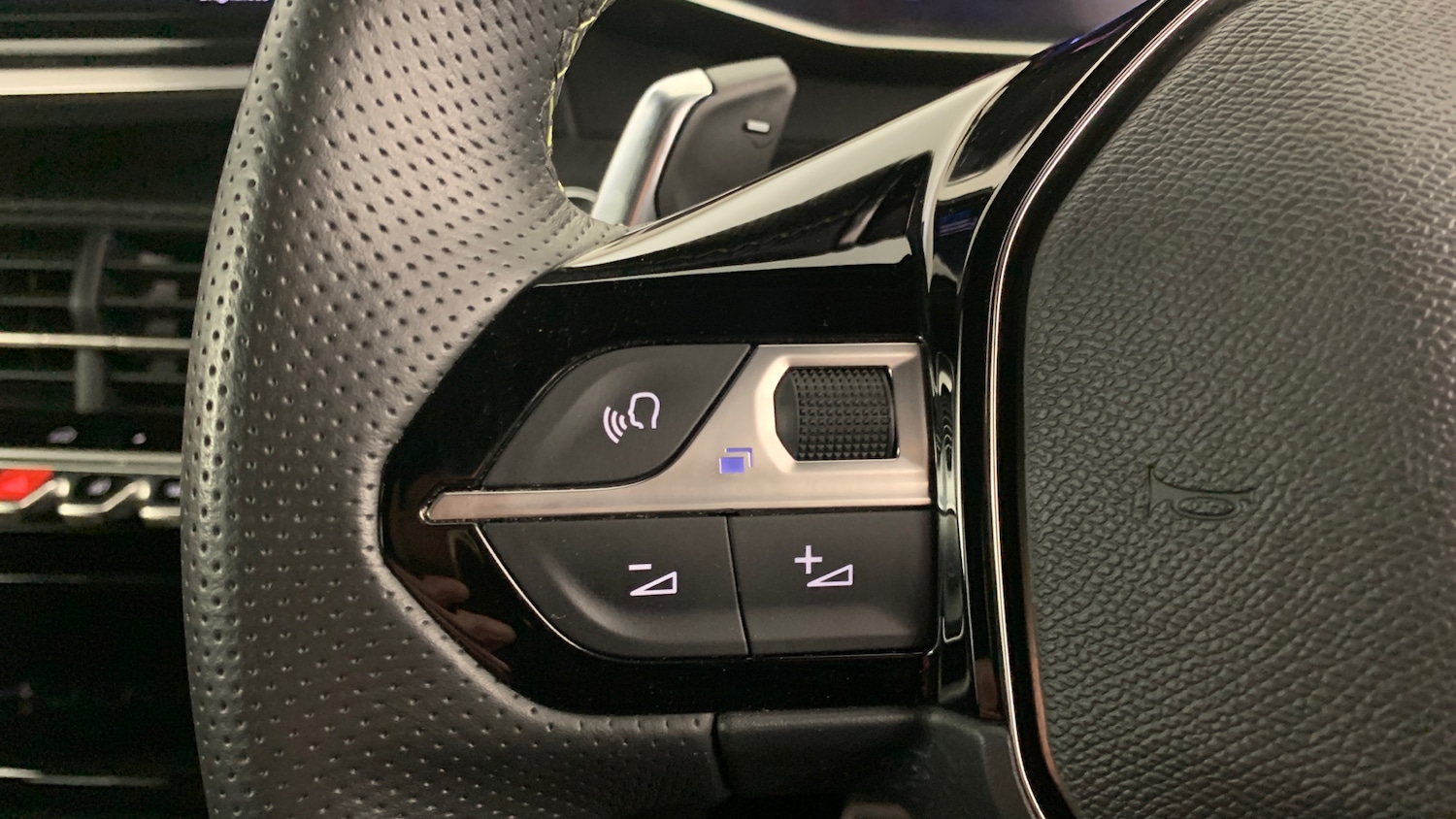 Used Peugeot 2008 2024 for sale - 77042346: Photo 19