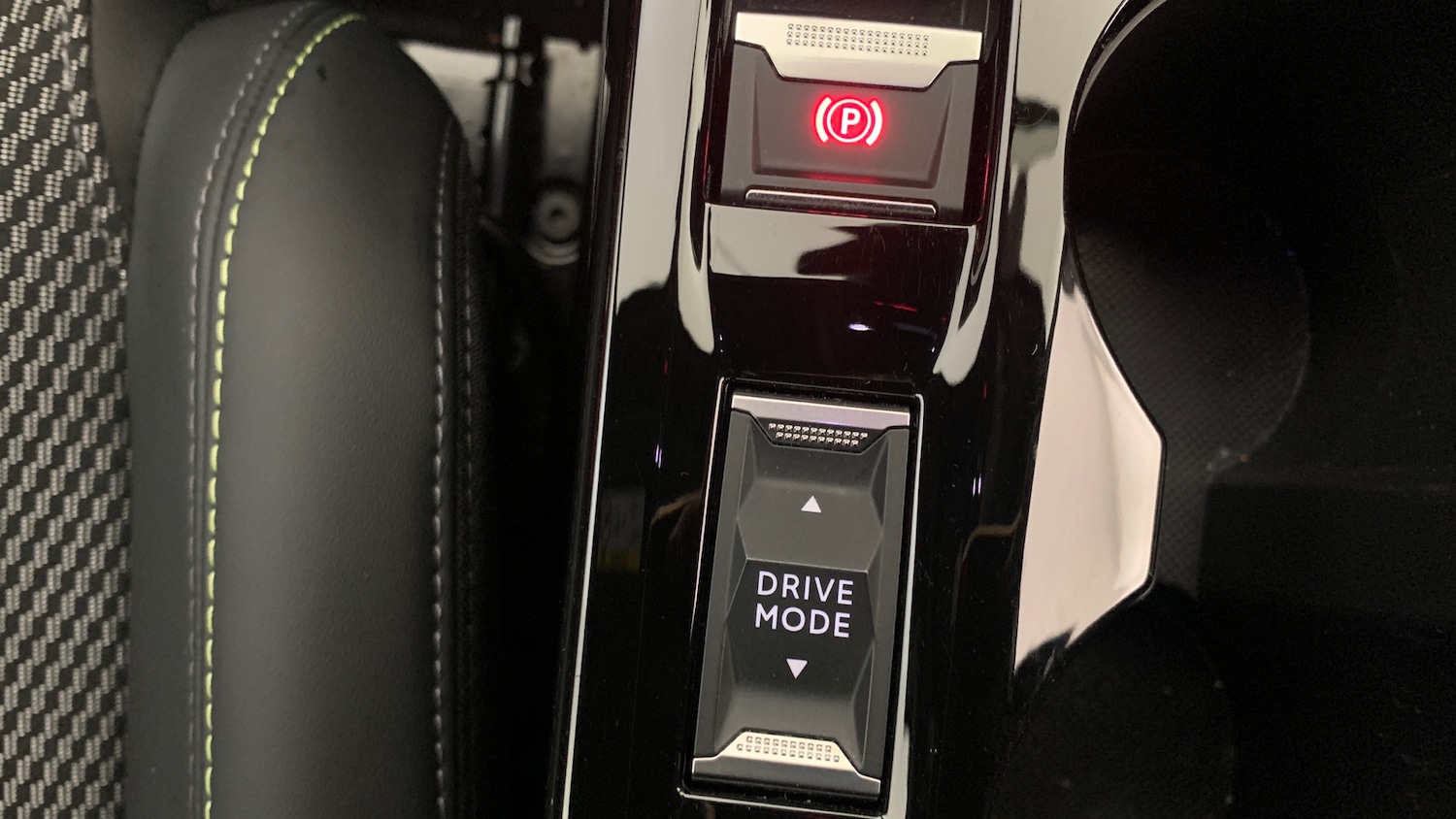 Used Peugeot 2008 2024 for sale - 77042346: Photo 33