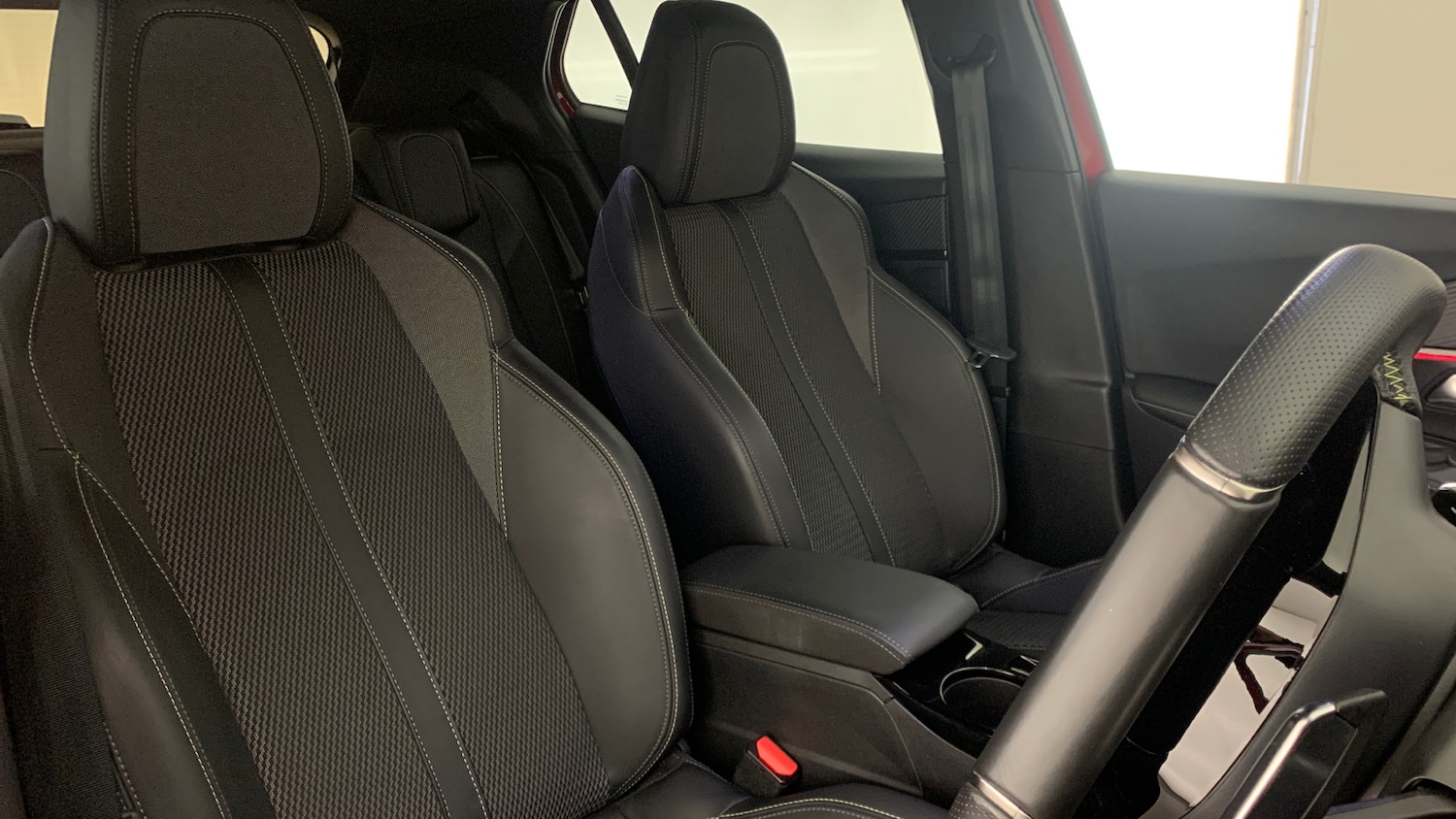 Used Peugeot 2008 2024 for sale - 77042346: Photo 44