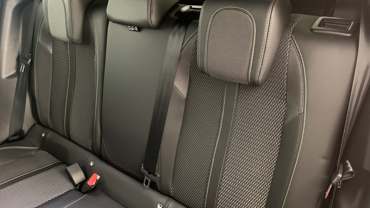 Used Peugeot 2008 2024 for sale - 77042346: Photo 8