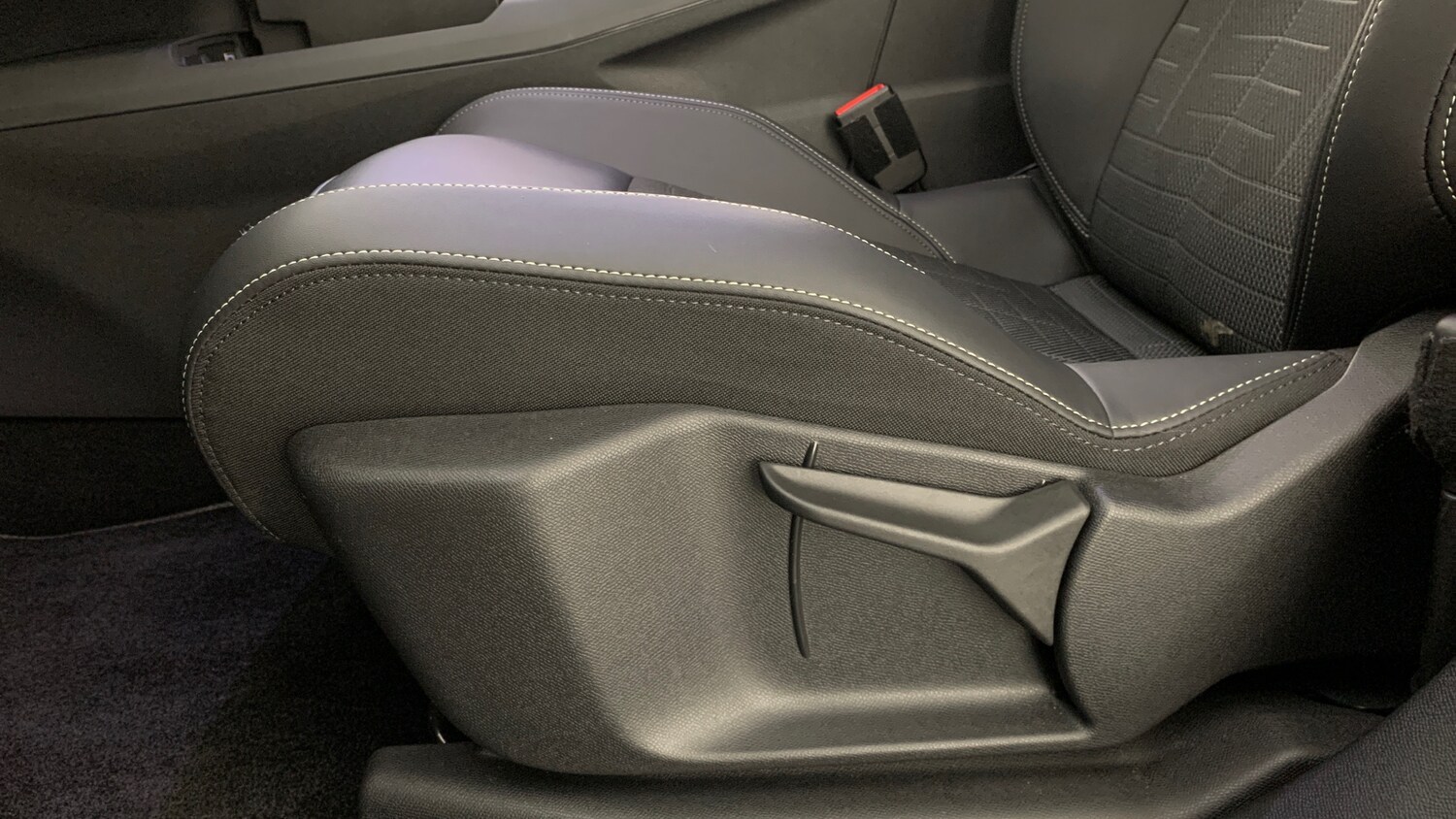 Used Peugeot 3008 2025 for sale - 78158088: Photo 45