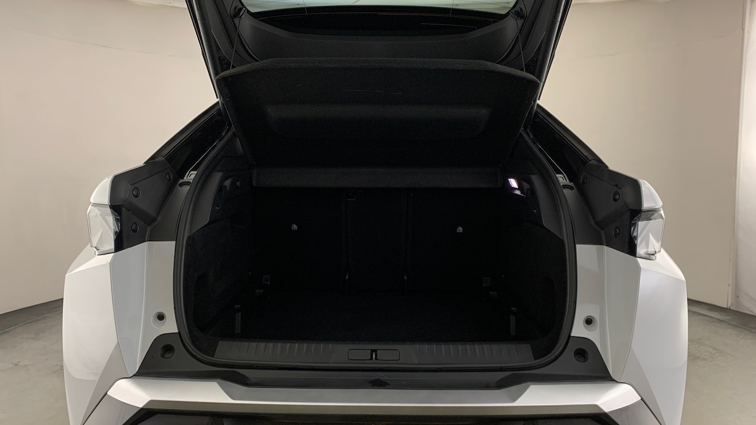 Used Peugeot 3008 2025 for sale - 78158088: Photo 5