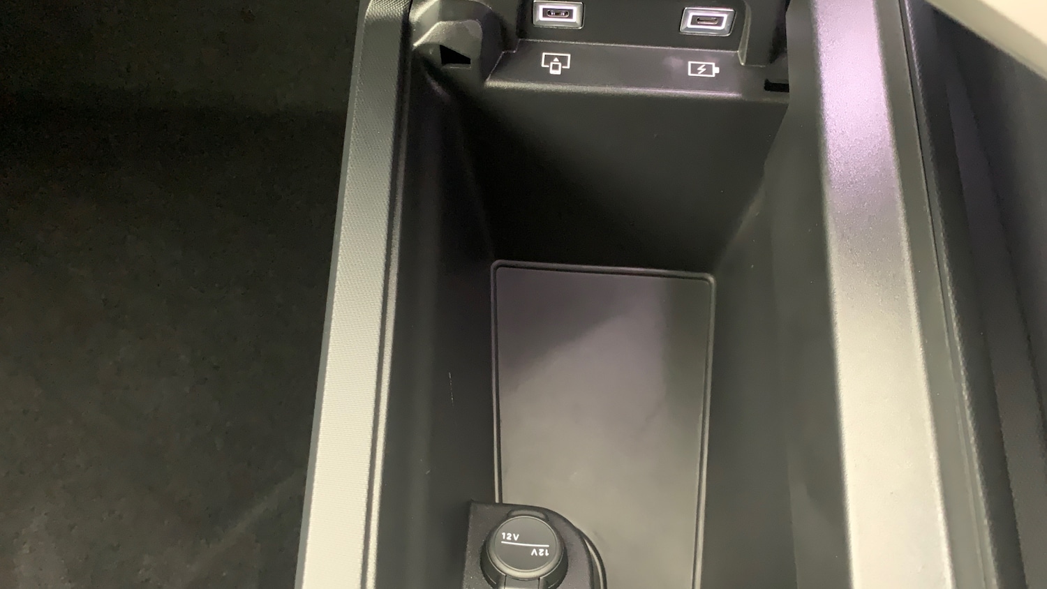 Used Peugeot 3008 2024 for sale - 77110106: Photo 26