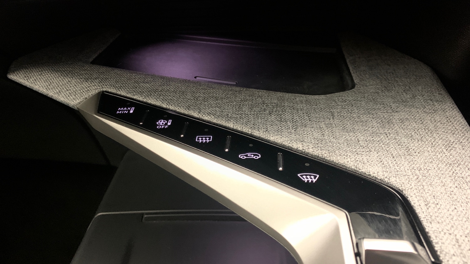 Used Peugeot 3008 2024 for sale - 77110106: Photo 32