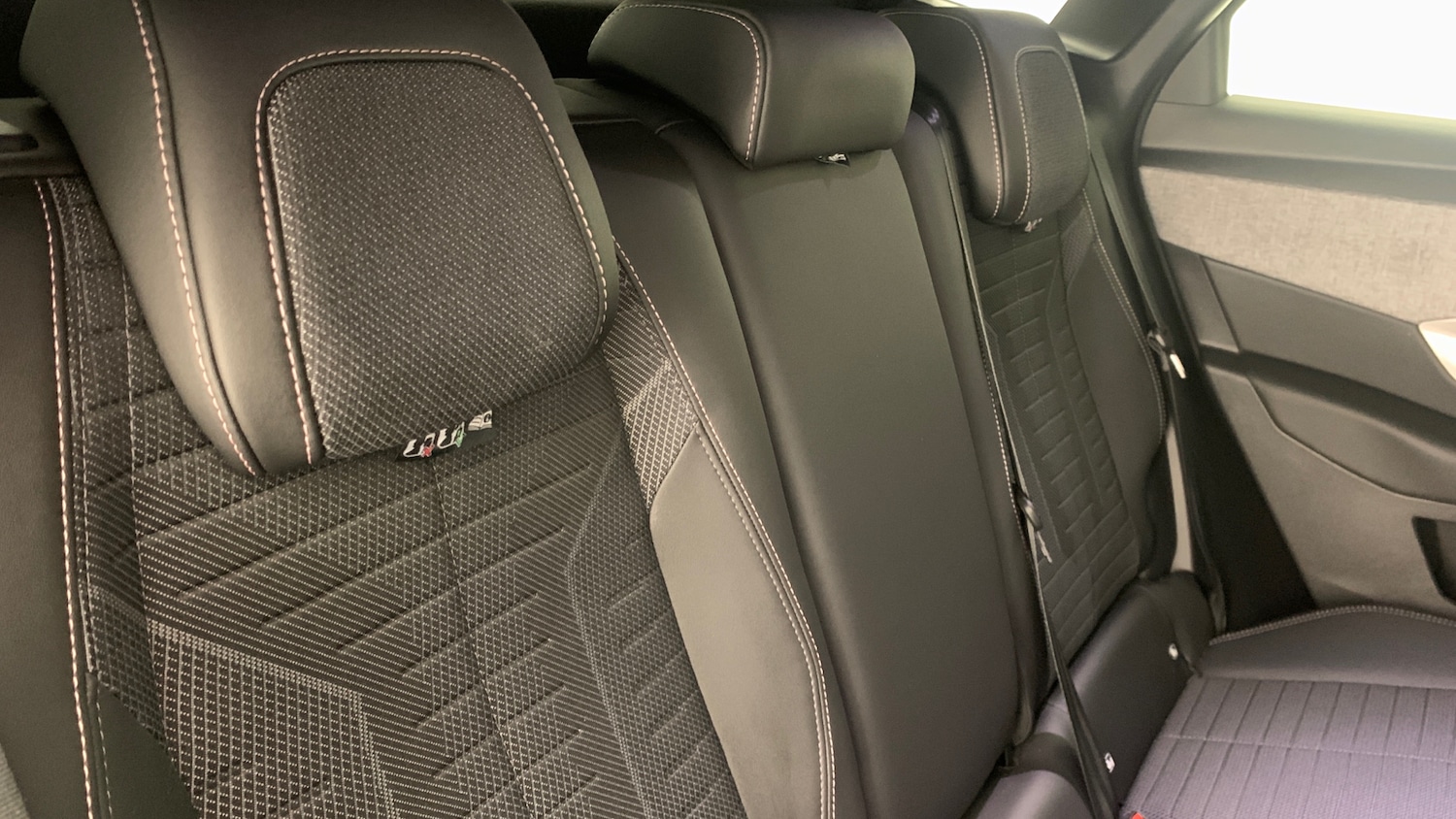 Used Peugeot 3008 2024 for sale - 77110106: Photo 8