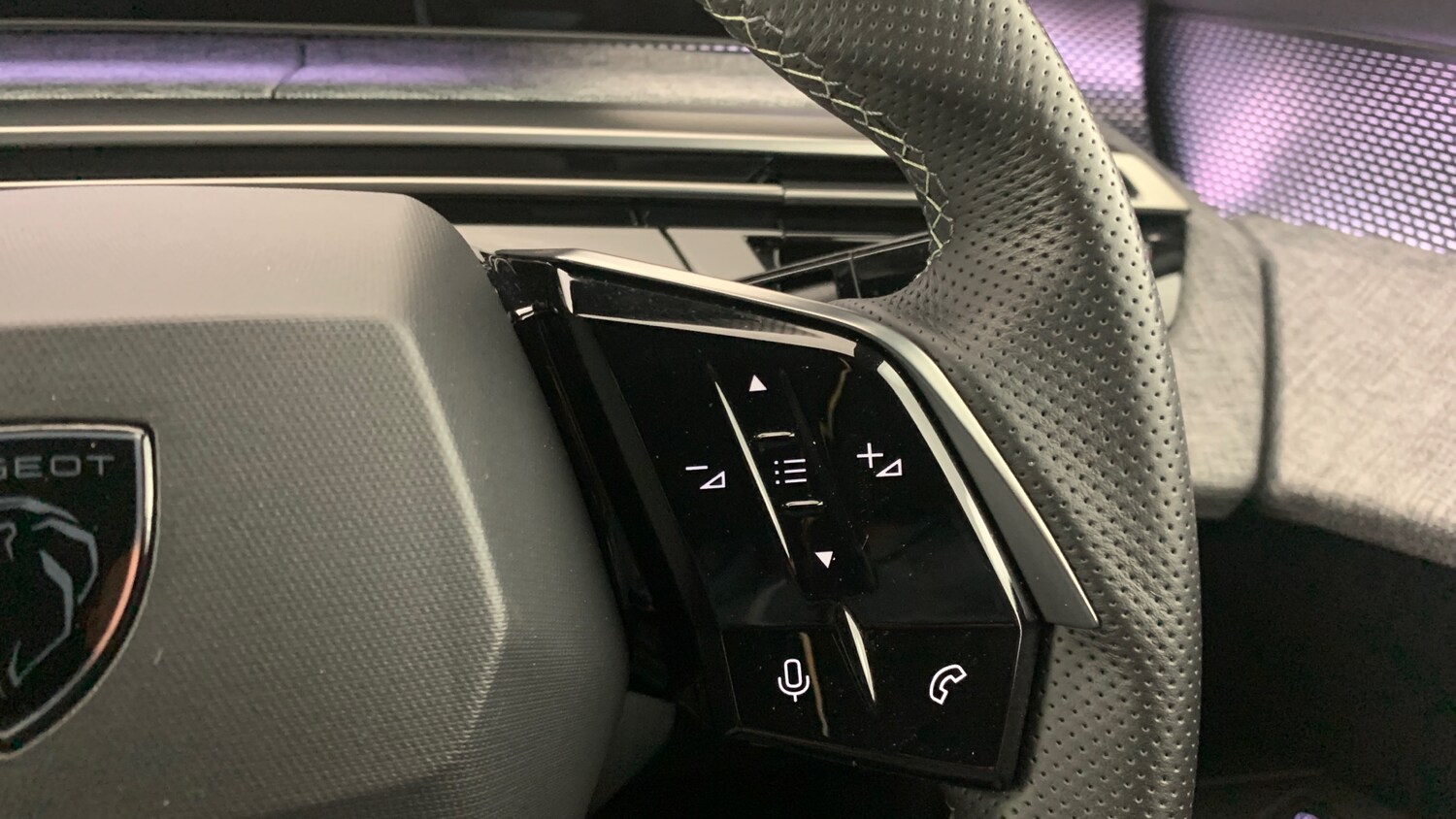 Used Peugeot 3008 2024 for sale - 76110243: Photo 18