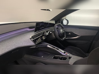 Used Peugeot 3008 2024 for sale - 76110243: Photo 2