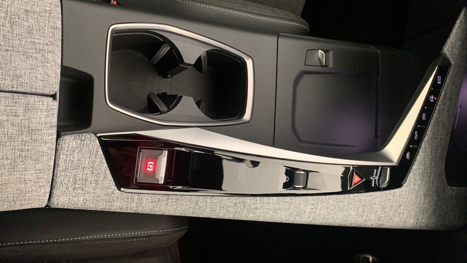 Used Peugeot 3008 2024 for sale - 76110243: Photo 34