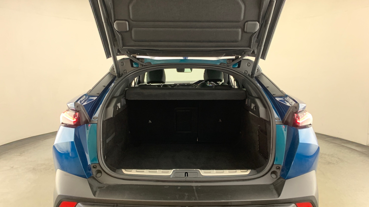 Used Peugeot 408 2025 for sale - 78158084: Photo 5