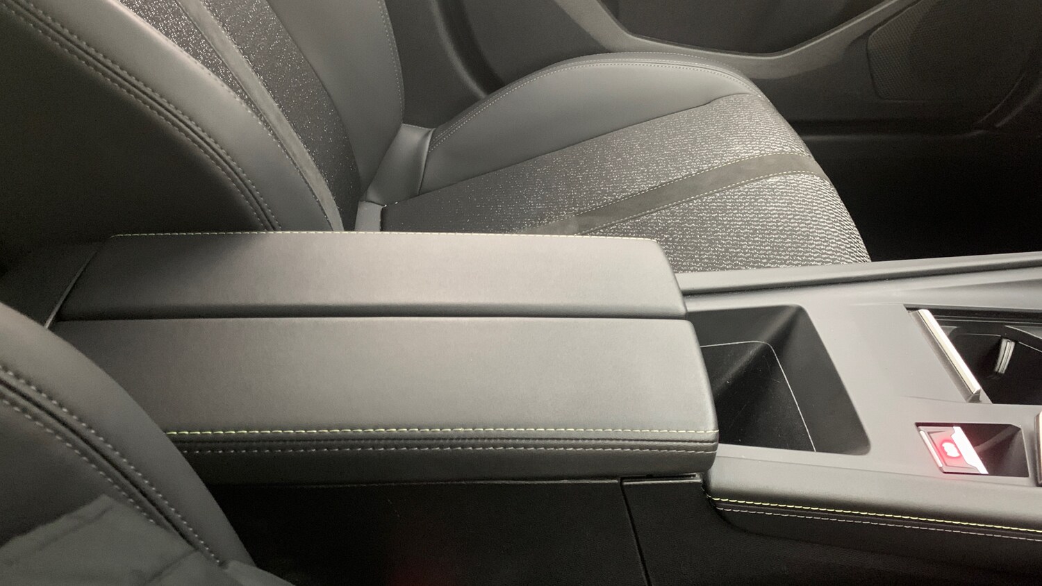 Used Peugeot 408 2025 for sale - 78158084: Photo 55