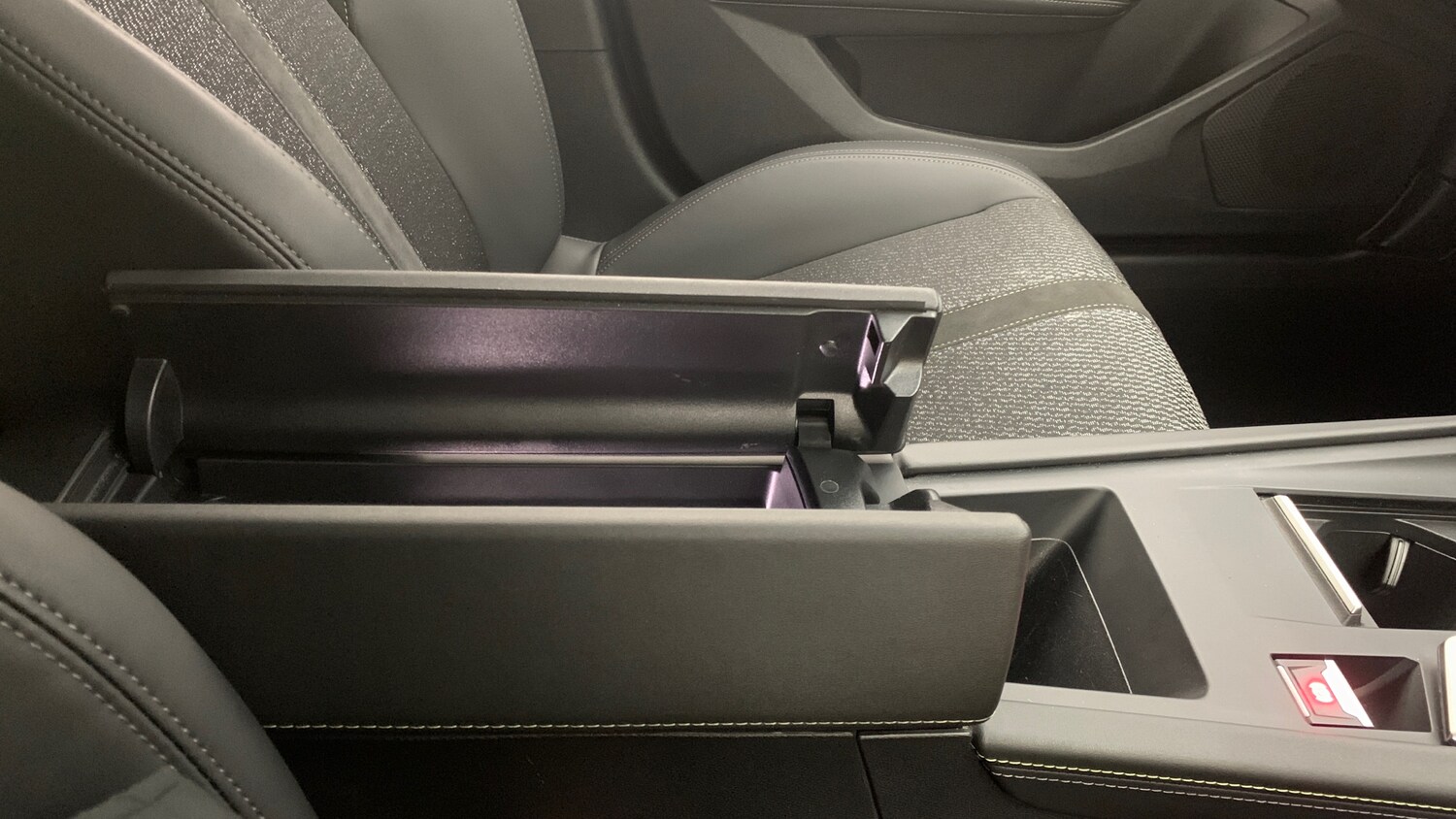 Used Peugeot 408 2025 for sale - 78158084: Photo 56