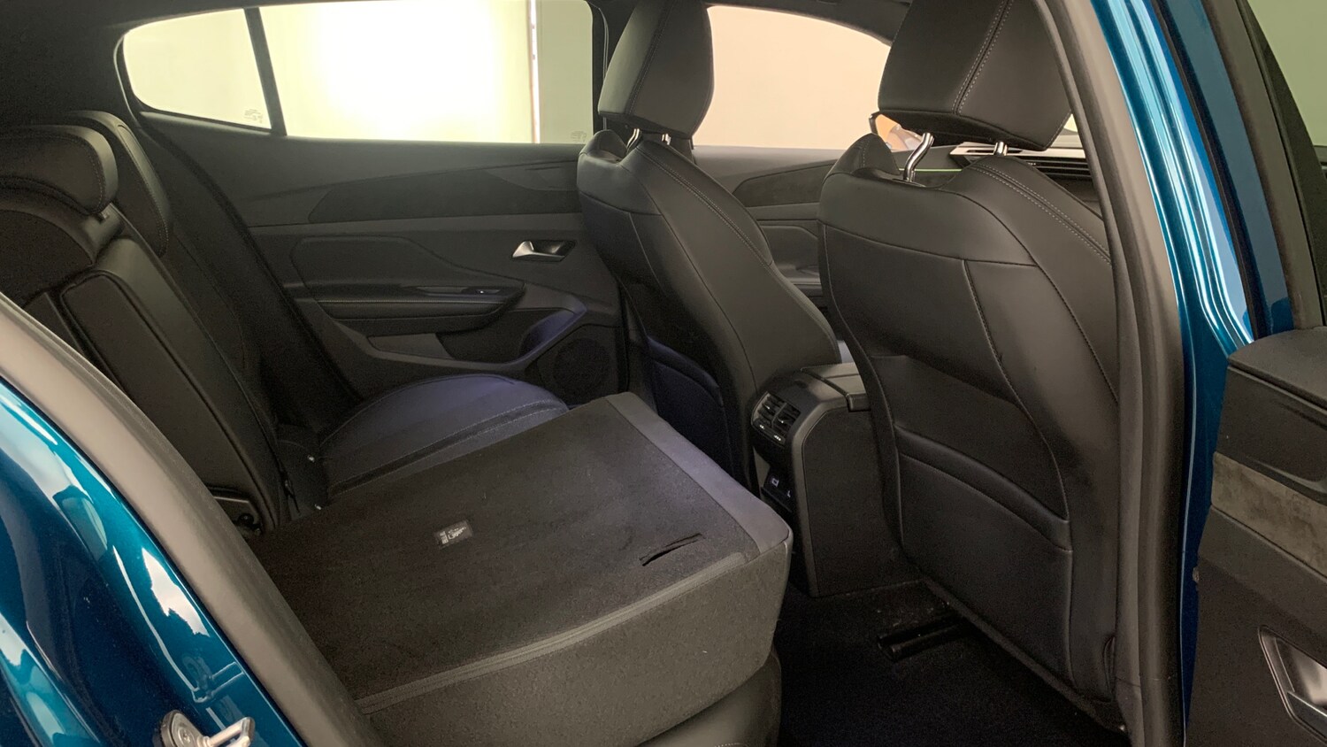 Used Peugeot 408 2025 for sale - 78158084: Photo 64