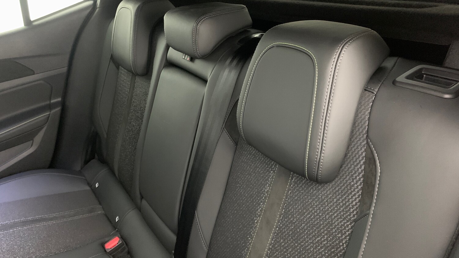 Used Peugeot 408 2025 for sale - 78158084: Photo 7