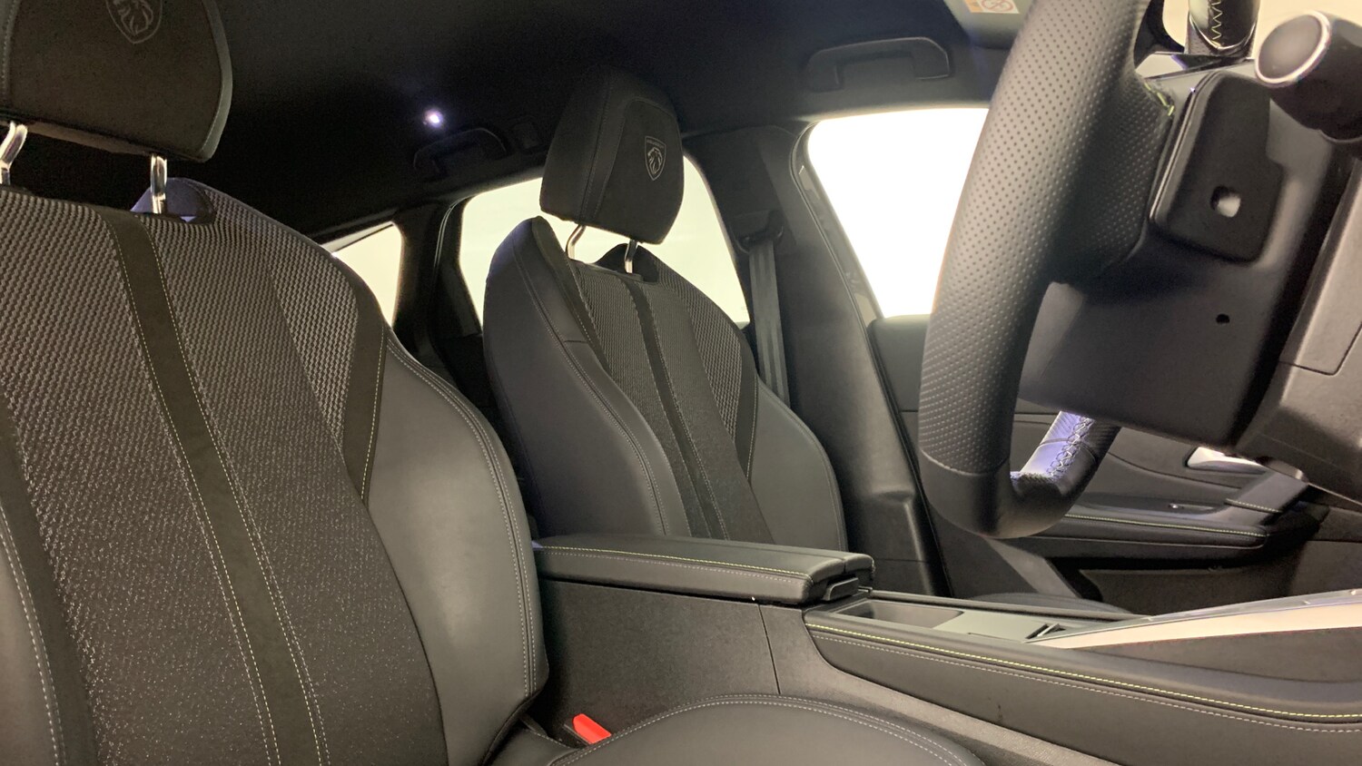 Used Peugeot 308 2025 for sale - 77994666: Photo 40