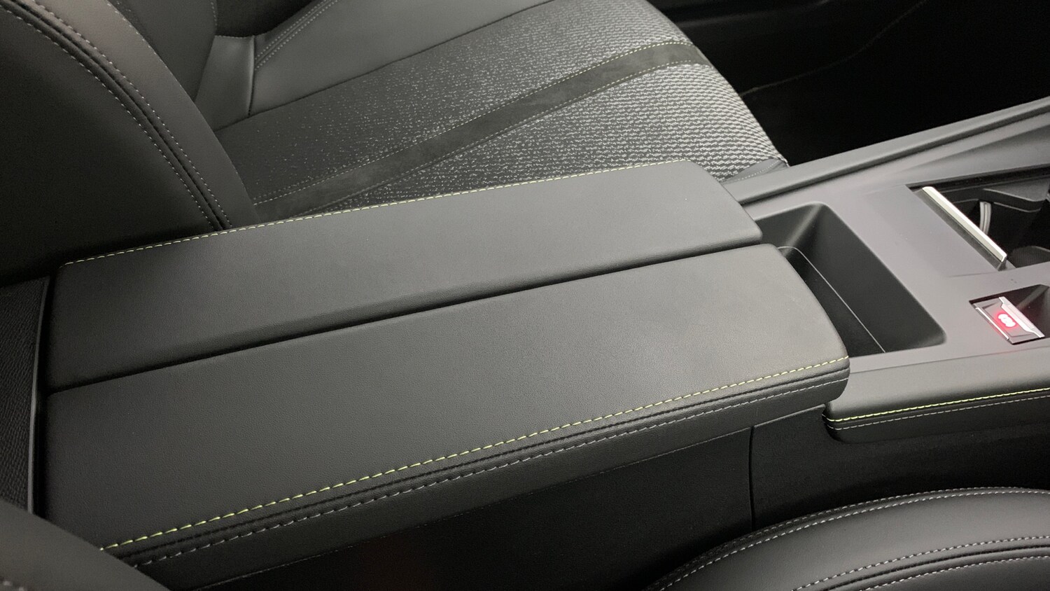 Used Peugeot 308 2025 for sale - 77994666: Photo 51