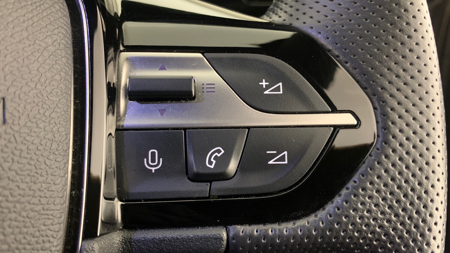 Used Peugeot 408 2024 for sale - 77599612: Photo 18