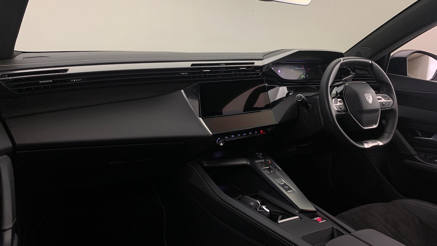 Used Peugeot 408 2024 for sale - 77599612: Photo 2