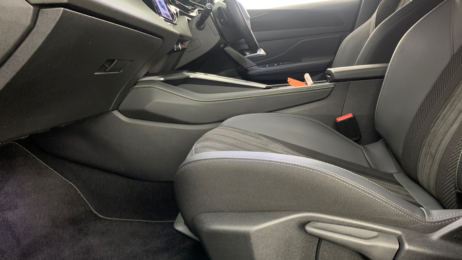 Used Peugeot 408 2024 for sale - 77599612: Photo 53