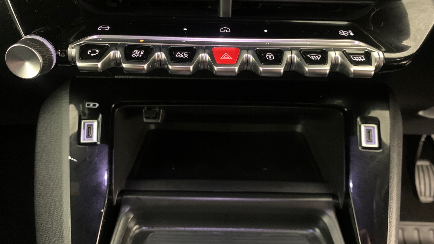 Used Peugeot 2008 2024 for sale - 76359107: Photo 30