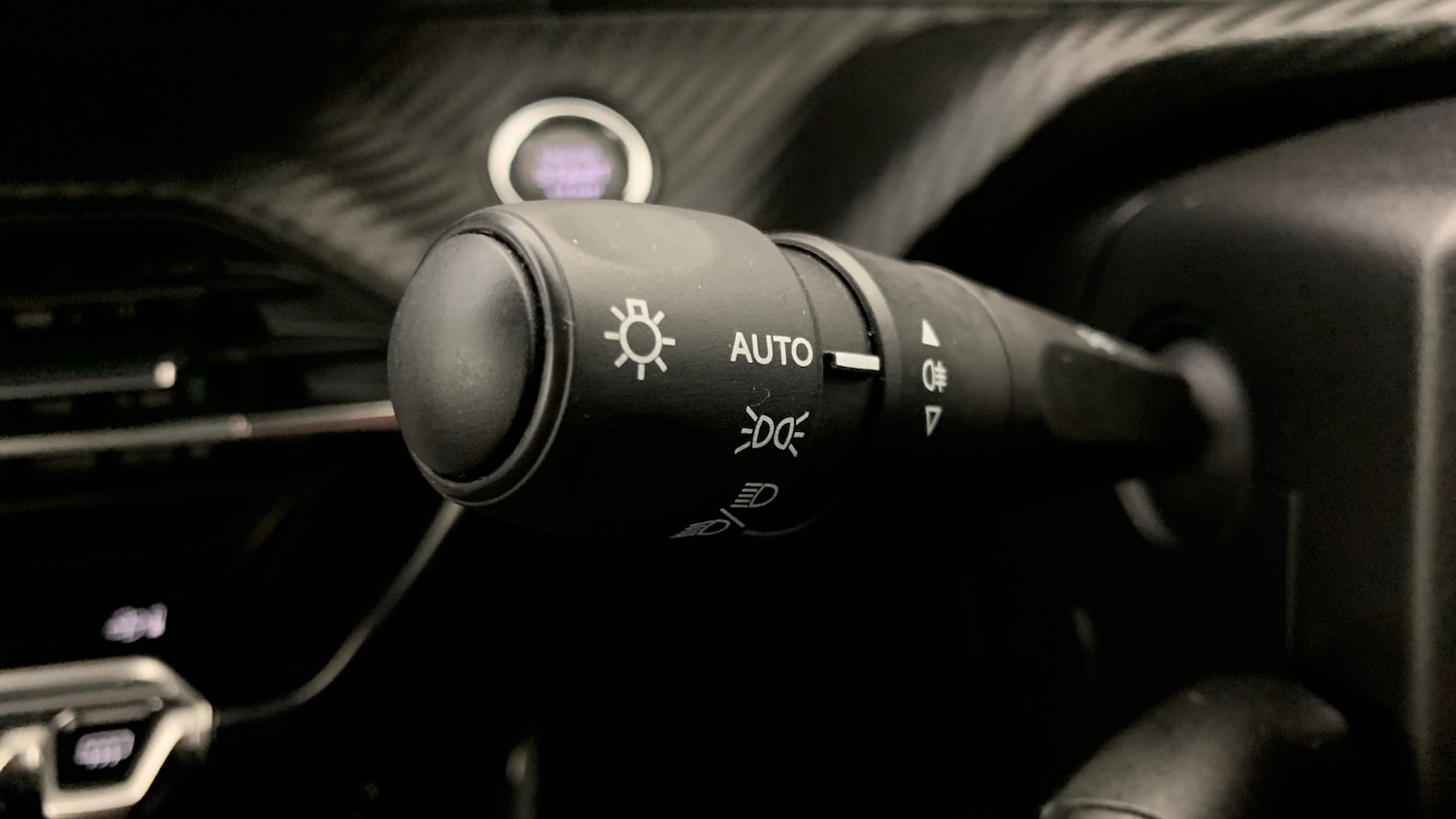 Used Peugeot 2008 2024 for sale - 76359107: Photo 35