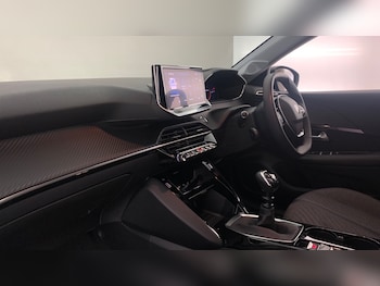 Used Peugeot 208 2024 for sale - 76296634: Photo 2