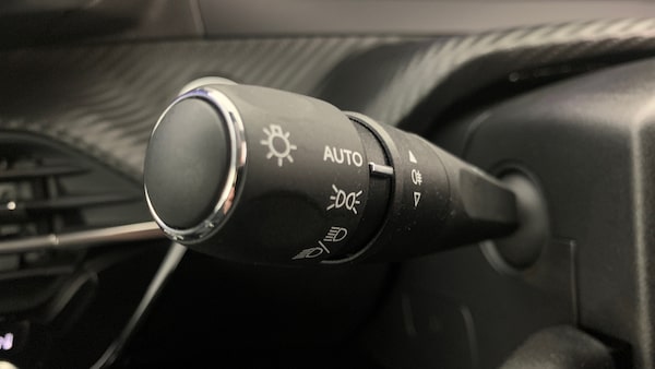 Used Peugeot 208 2024 for sale - 76296634: Photo 35