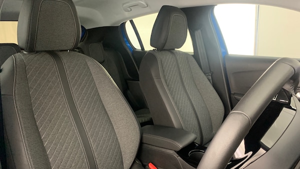 Used Peugeot 208 2024 for sale - 76296634: Photo 43