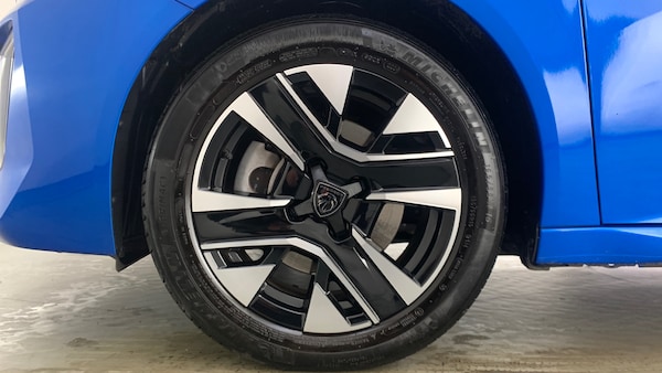 Used Peugeot 208 2024 for sale - 76296634: Photo 6