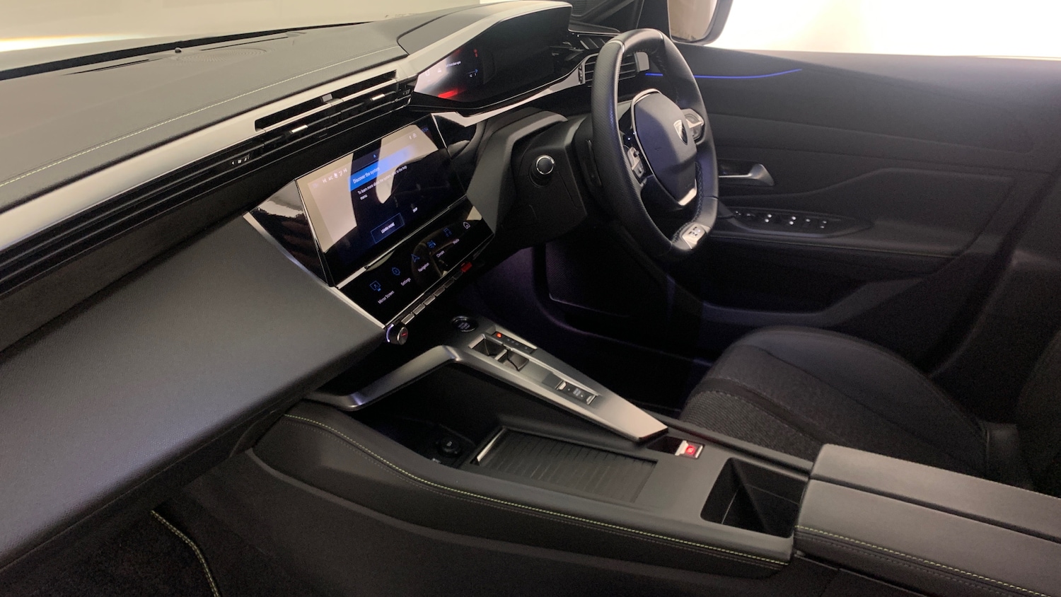 Used Peugeot 308 2025 for sale - 77157207: Photo 2