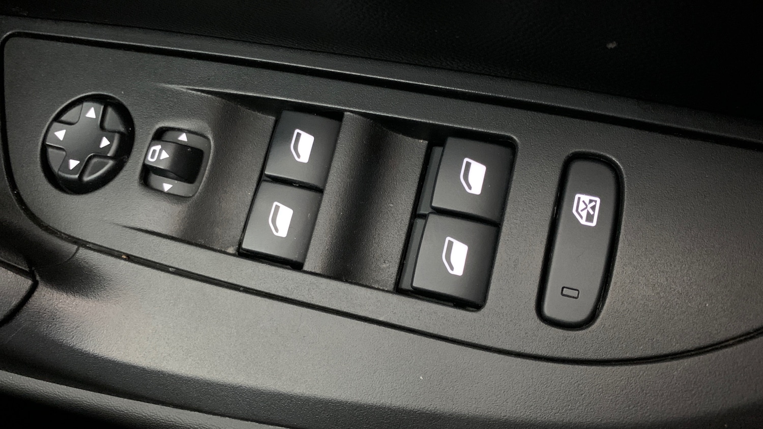 Used Peugeot 2008 2024 for sale - 78087706: Photo 39