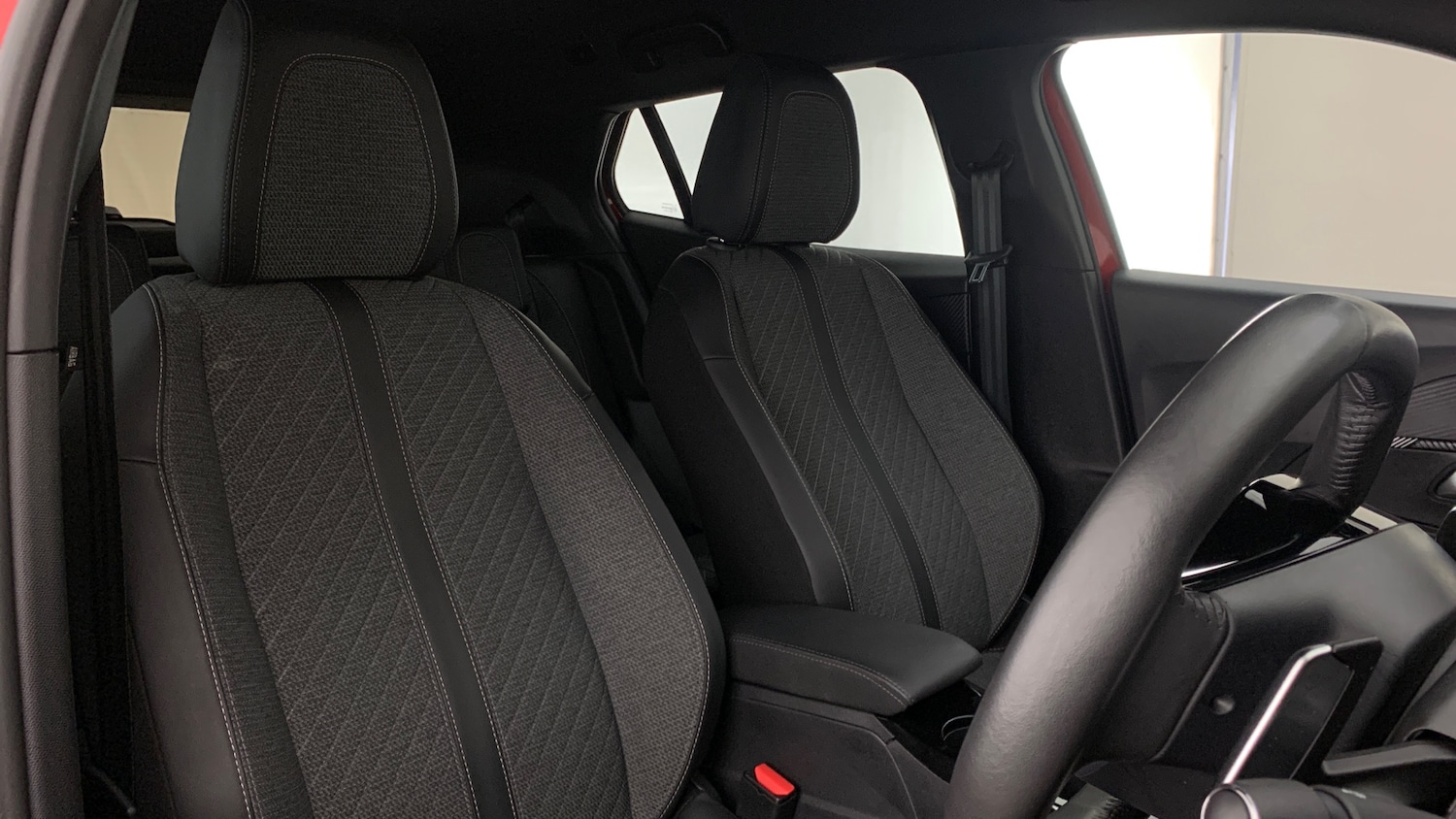 Used Peugeot 2008 2024 for sale - 78087706: Photo 40