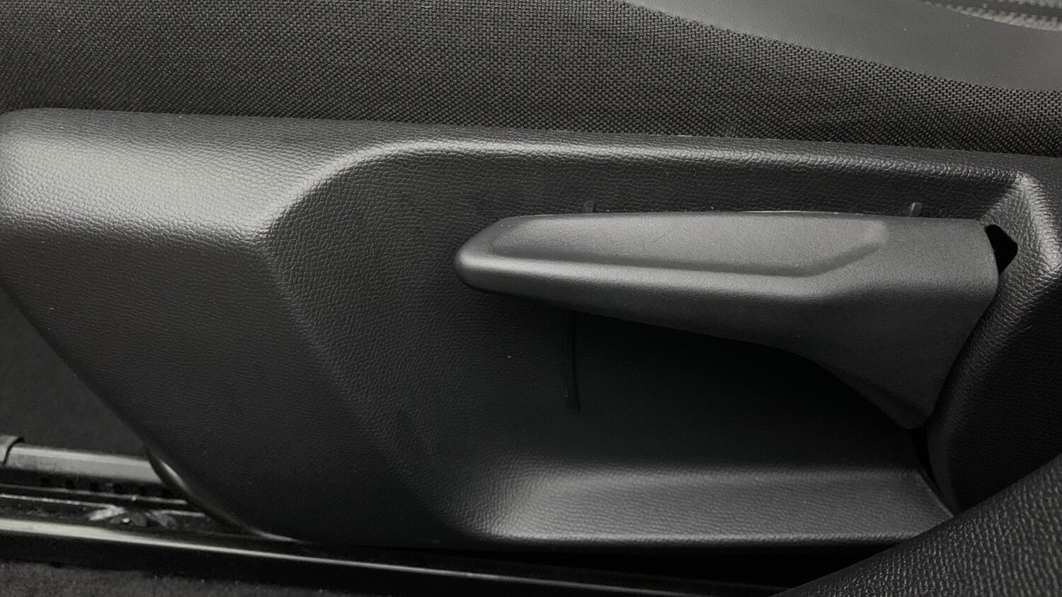 Used Peugeot 2008 2024 for sale - 78087706: Photo 45