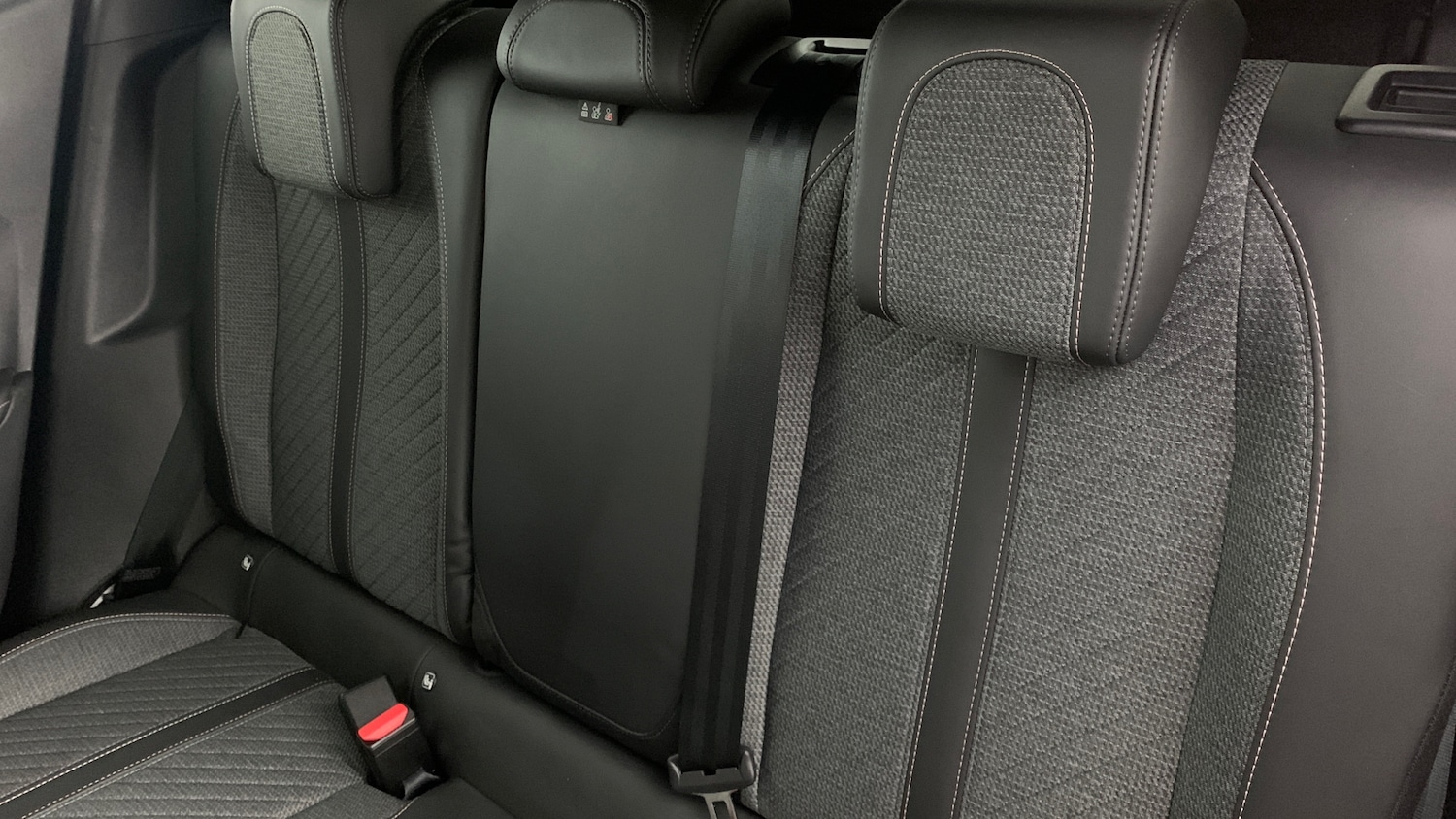 Used Peugeot 2008 2024 for sale - 78087706: Photo 8