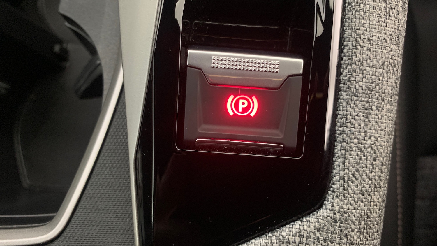 Used Peugeot 3008 2025 for sale - 76574351: Photo 35