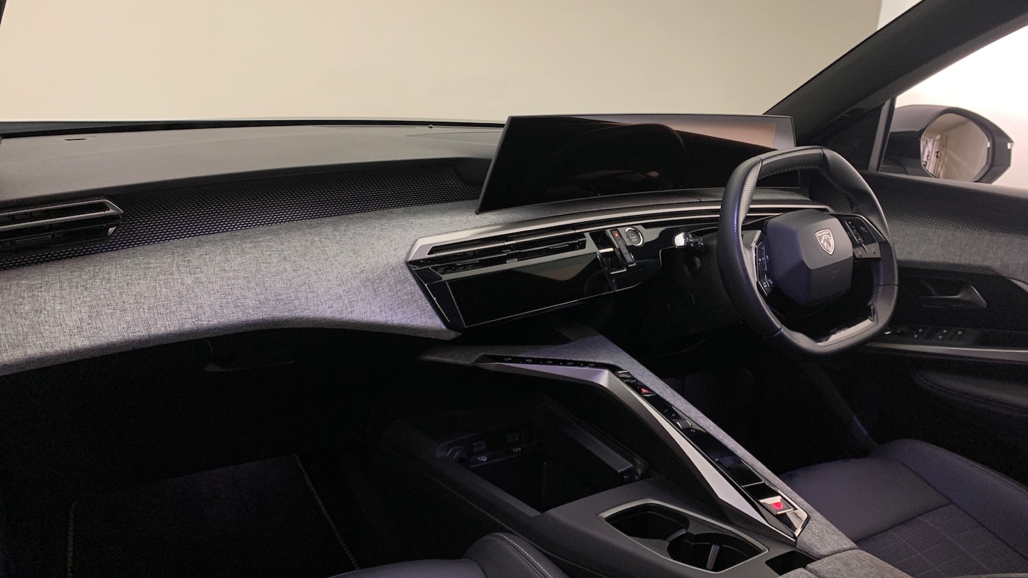 Used Peugeot 3008 2025 for sale - 77926661: Photo 2