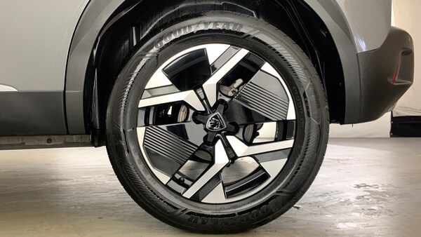 Used Peugeot 2008 2024 for sale - 76110247: Photo 17