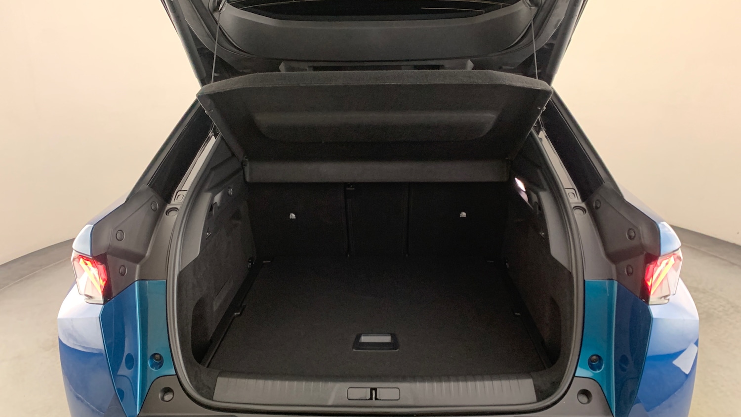 Used Peugeot 3008 2025 for sale - 76474395: Photo 5