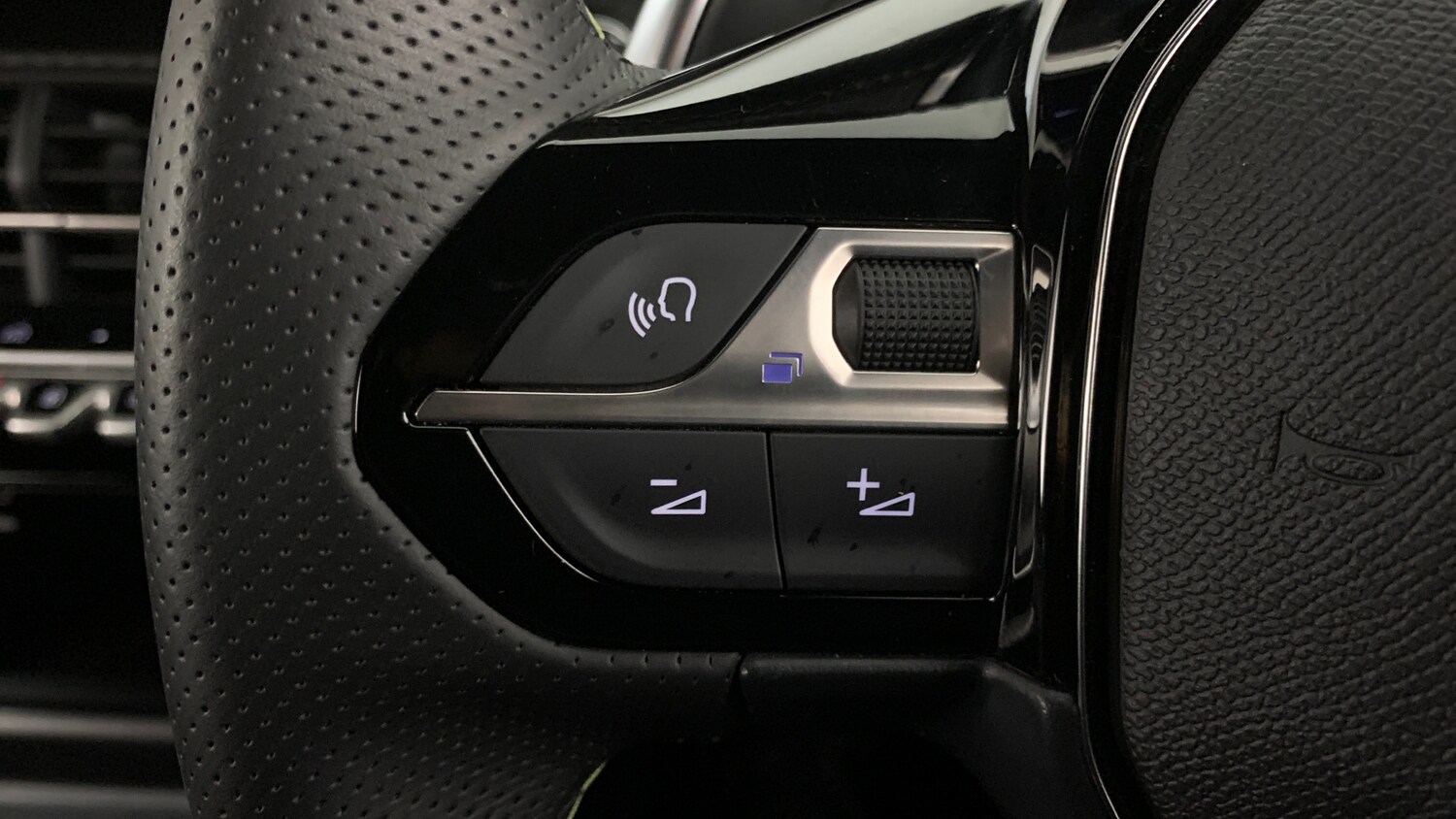 Used Peugeot 2008 2025 for sale - 77910191: Photo 18