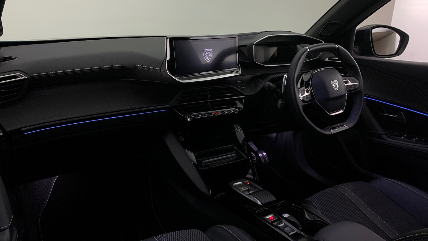 Used Peugeot 2008 2025 for sale - 77910191: Photo 2