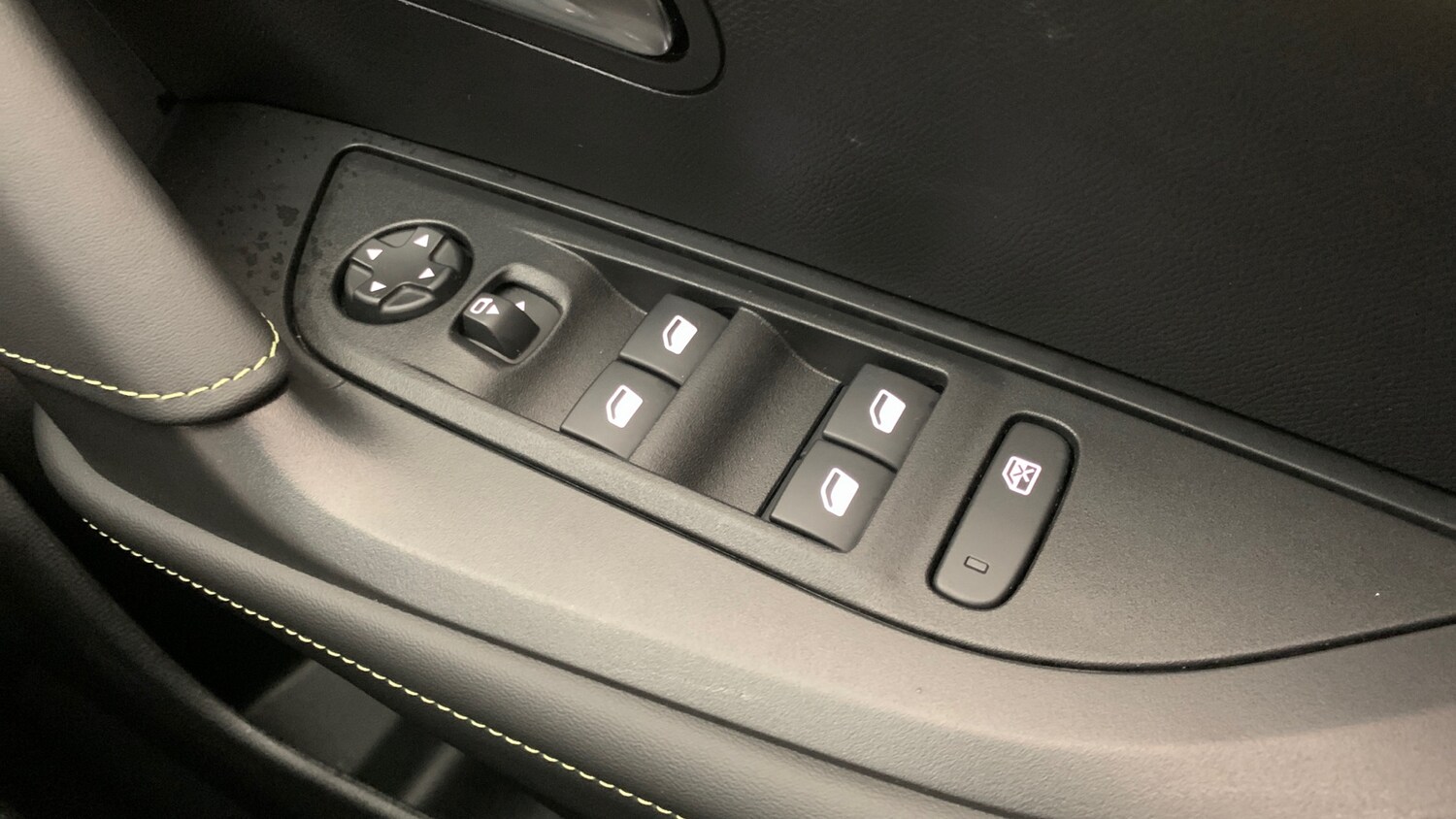 Used Peugeot 2008 2025 for sale - 77910191: Photo 39